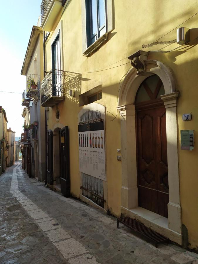 Taurasi Stanze Don Gesualdo Alloggio Turistico מראה חיצוני תמונה
